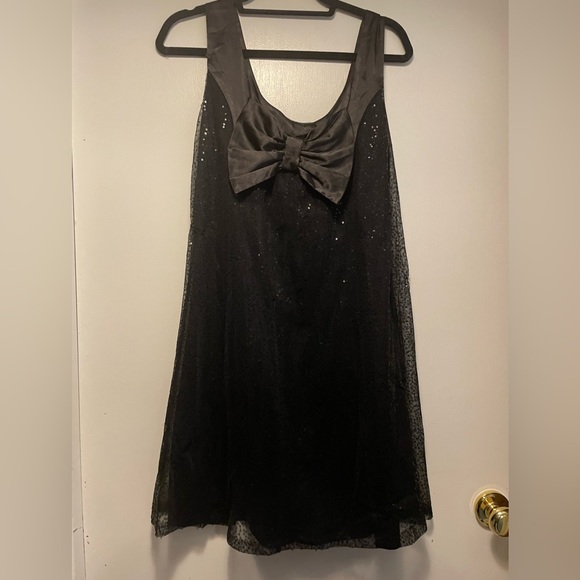 Jonathan Martin Women’s Black Sequin Mini Dress with bow on back Size 12 - Picture 3 of 4